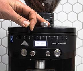 Adjusting the Espresso Grind for Finer or Coarser Coffee