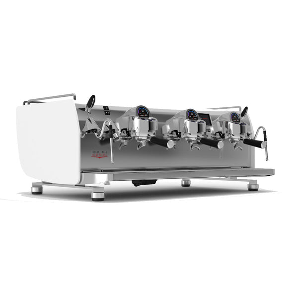 maverick-wht-3gr-xfrt_08d9c578