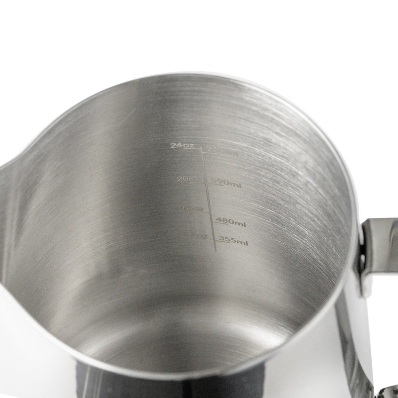 18/8 1.3mm stainless steel frothing pitcher
