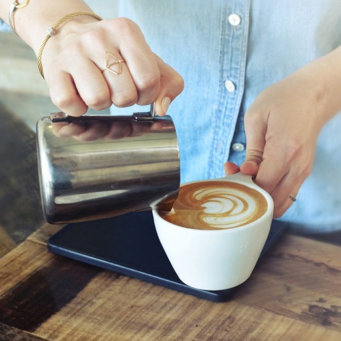 notNeutral Lino Large Latte Cup & Saucer - Indigo (12oz/355ml)