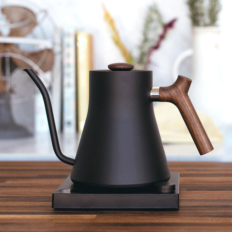 fellow stagg ekg kettle black with walnut handle
