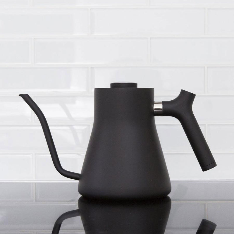 https://www.espressoparts.com/cdn/shop/products/stagg-pour-over-blk_2_800x.jpg?v=1635895961